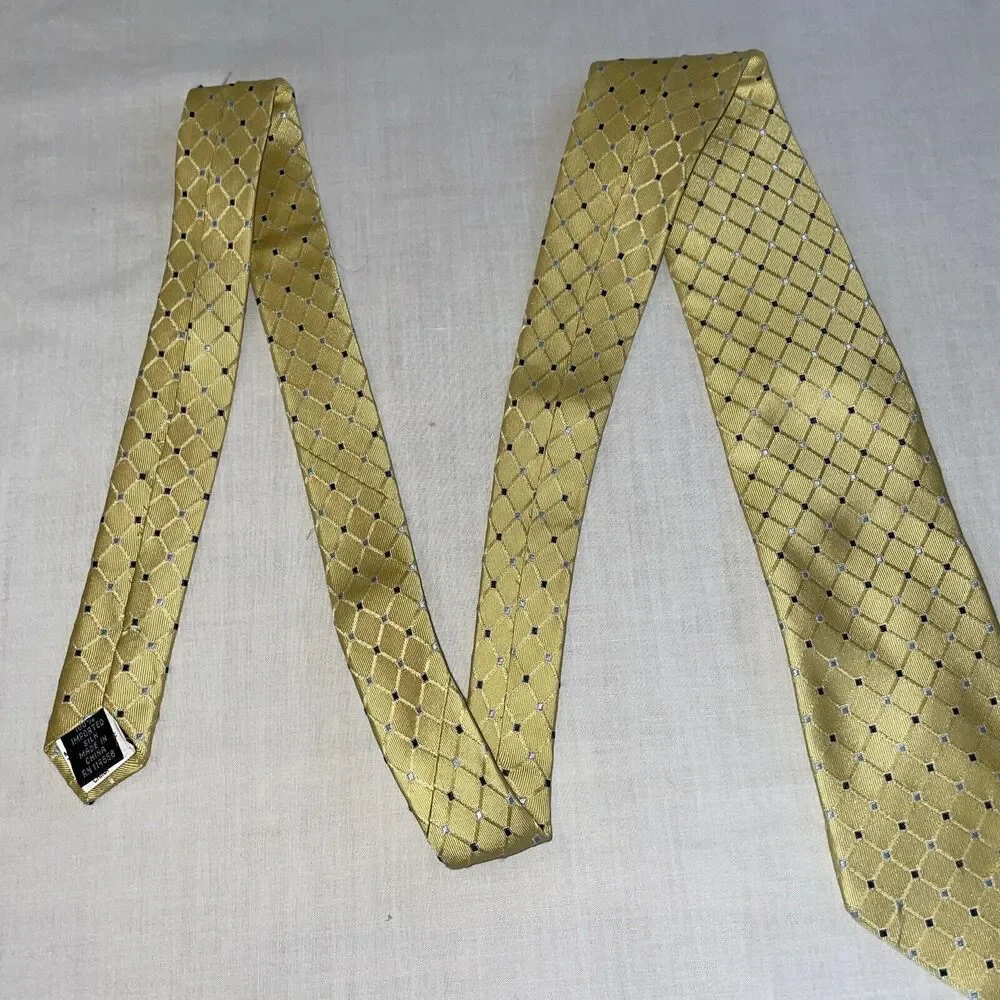 J. Khaki Men’s/Boys Dress Tie Size 50” Yellow Argyle 100% Silk Formal
